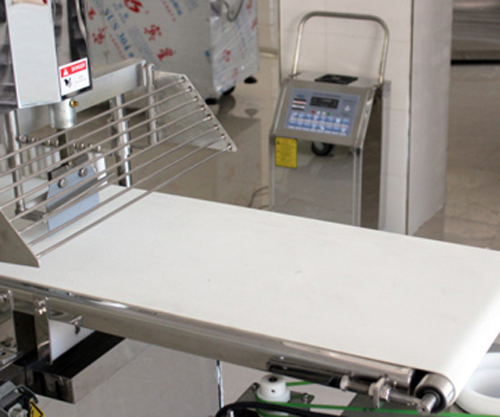 常熟AORODO牌移动臭氧发生器